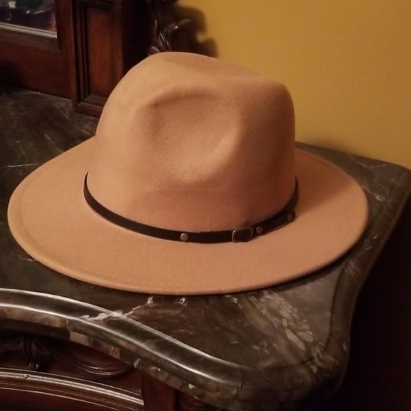 Boutique 9 Accessories - Fedora Hat Red Bottom